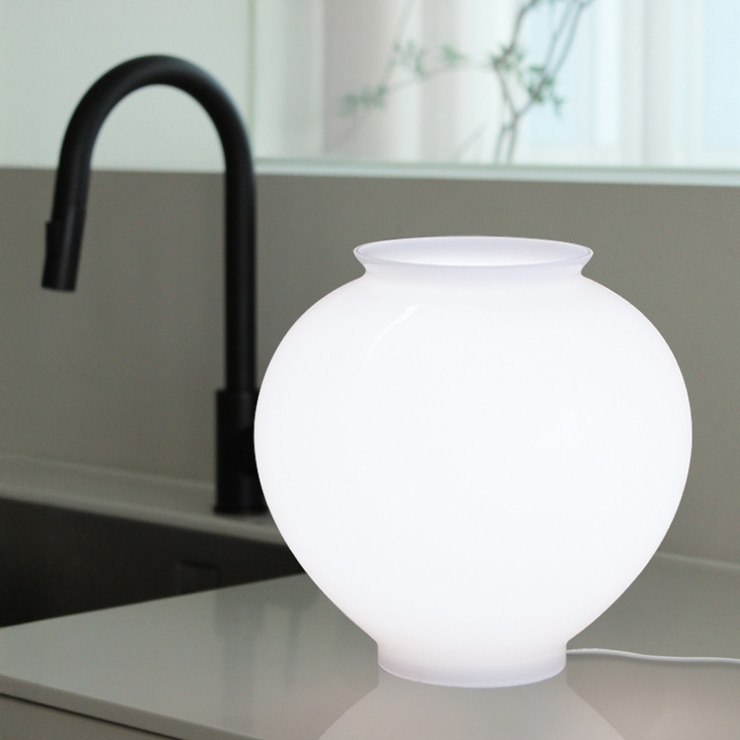 스피아노 델루나 달항아리 유선 LED 조명